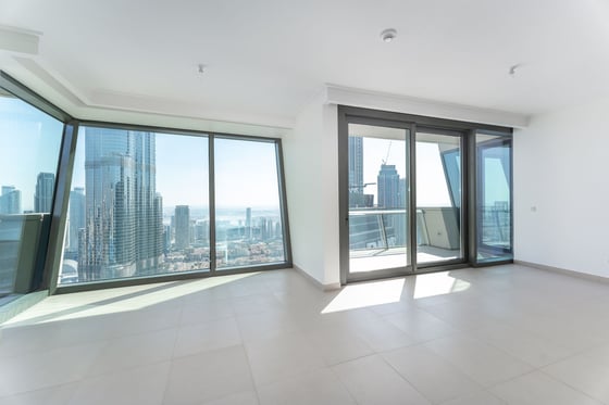 Stunning Full Burj Khalifa Views Apartment in Downtown Dubai, picture 4