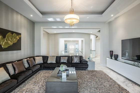 Bespoke Luxury Villa with Lake Views in Emirates Hills, picture 14
