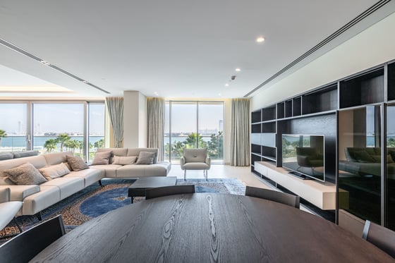 Ultra Private and Designer-styled Sea View Apartment on Palm Jumeirah, picture 3