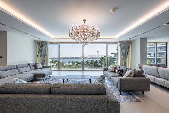 Ultra Private and Designer-styled Sea View Apartment on Palm Jumeirah, picture 10