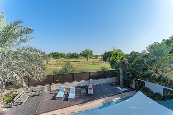 Exclusive Golf Course View Villa in Jumeirah Golf Estates, picture 16