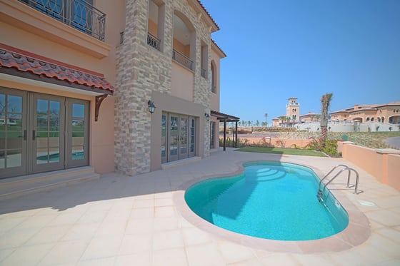 5 Bedroom Panoramic View of Golf Course, picture 11
