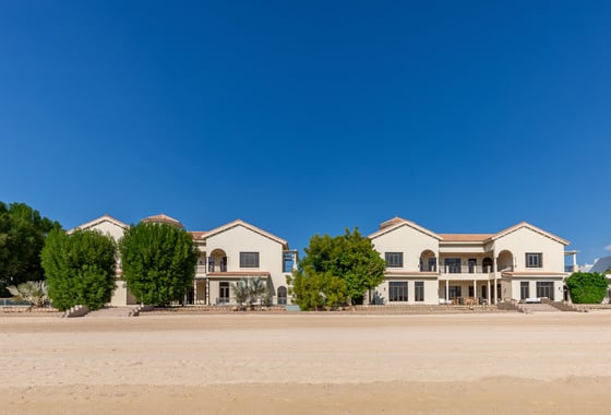 Unique Opportunity to Buy Pair of Luxury Palm Jumeirah Villas, picture 1