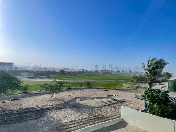 6 Bedroom Golf Place Villa Close to Park, picture 17