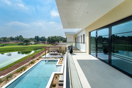 Fully Refurbished Luxury Villa with Infinity Pool in Jumeirah Golf Estates, picture 28