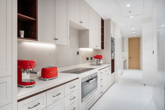 Stylish luxury apartment in serviced Jeddah Corniche residence, picture 32