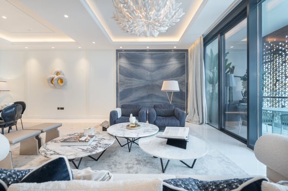 Chic, Sea View Luxury Duplex Apartment in Five-star Jeddah Corniche residence, picture 13