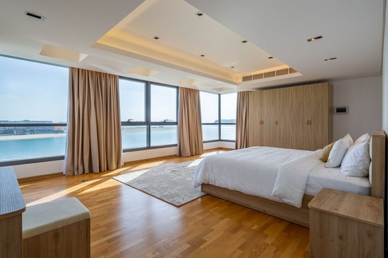Custom-built Luxury Villa on Frond Tip Palm Jumeirah, picture 9