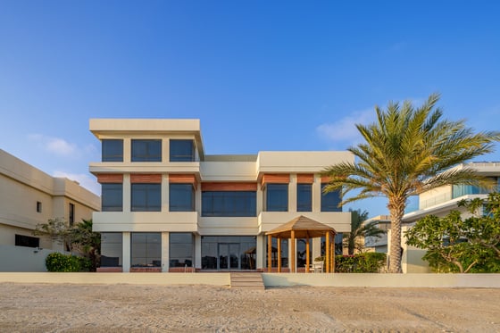Custom-built Luxury Villa on Frond Tip Palm Jumeirah, picture 3