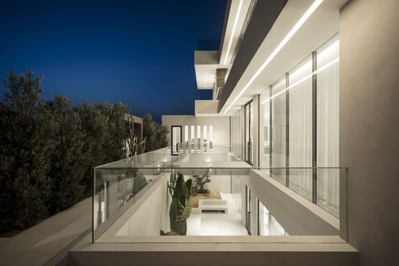 Video tour for Spectacular 6 bedroom Villa in Al Wasl designed and built by BG Villas