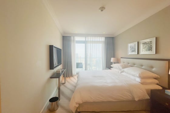 Fully Furnished Fountain views Apartment in Downtown Dubai, picture 8
