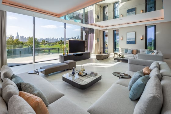 Lavishly Spectacular Luxury Villa in Emirates Hills, picture 9