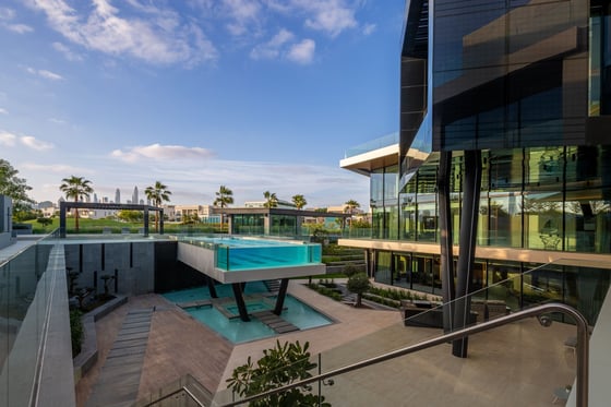 Lavishly Spectacular Luxury Villa in Emirates Hills, picture 35