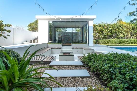 Perfectly Located and Upgraded Luxury 5 Bed Villa in MBR City, picture 12