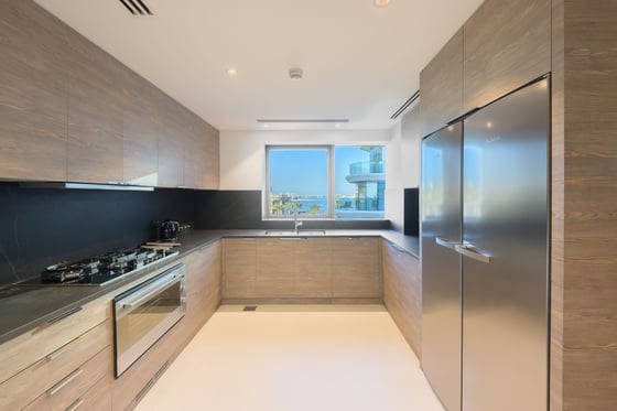 Ultra-luxury, beachfront penthouse apartment on Palm Jumeirah, picture 23