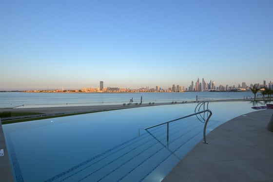 Ultra-luxury, beachfront penthouse apartment on Palm Jumeirah, picture 27