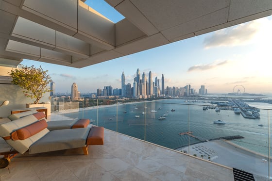 Video tour for Epic Sea View Apartment on Palm Jumeirah