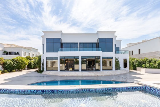 Modern Luxury Superbly Designed Emirates Hills Mansion, picture 1
