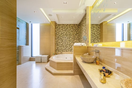 Modern Luxury Superbly Designed Emirates Hills Mansion, picture 13