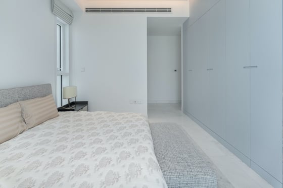 Luxurious 4 Bedroom Sea View Apartment in JBR, picture 21