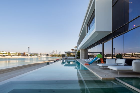Extraordinary, custom-built luxury Villa on Palm Jumeirah, picture 12