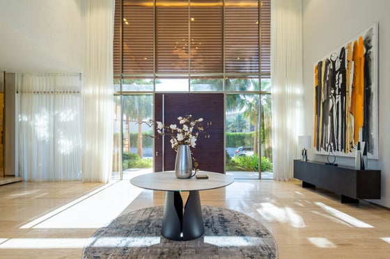 Extraordinary, custom-built luxury Villa on Palm Jumeirah, picture 10