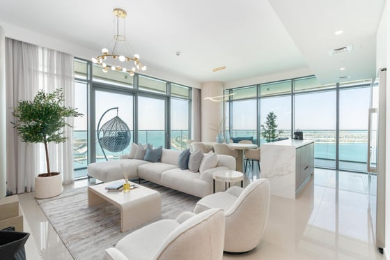 Luxury Apartment in Dubai Harbour, picture 2