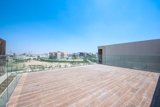 Brand New Villa with Downtown Skyline Views and Roof Terrace, picture 19