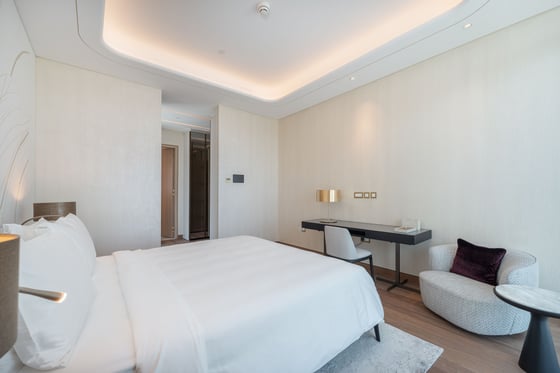 Ultra Luxury Duplex Apartment with Private Swimming Pool on Dubai Water Canal, picture 8
