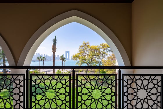 Incredible Royal Villa in Stunning Beachside Palm Jumeirah Resort, picture 34