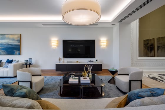 Coveted Lagoon Royal Villa on the Coveted Palm  Jumeirah, picture 5
