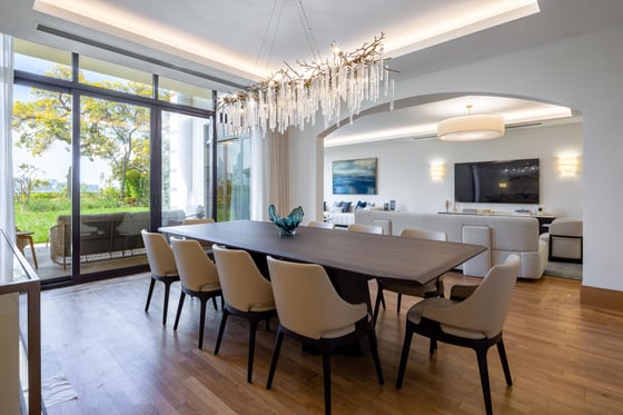 Coveted Lagoon Royal Villa on the Coveted Palm  Jumeirah, picture 10