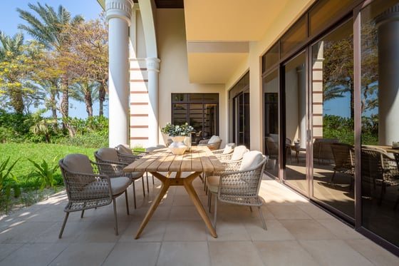 Luxurious Seafront Royal Villa on Palm Jumeirah, picture 18