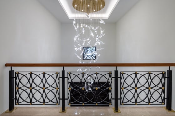 Stunning Lagoon Royal Villa on the Palm Jumeirah, picture 13