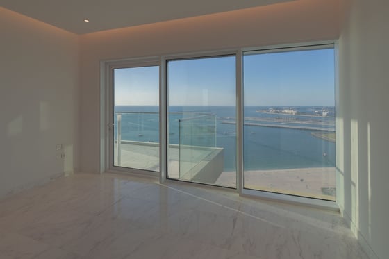 Elegant Sea View Apartment in The One JBR, picture 9