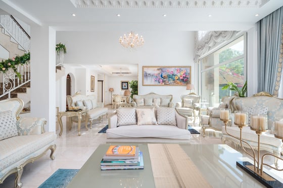 Rare Lakeside Luxury Villa in Jumeirah Islands, picture 4