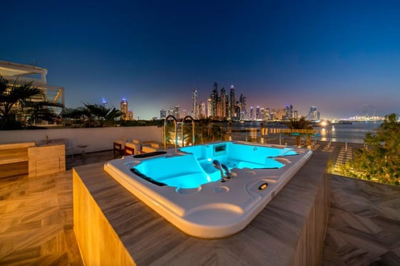 Luxury beachfront villa in five-star Palm Jumeirah residence, picture 13