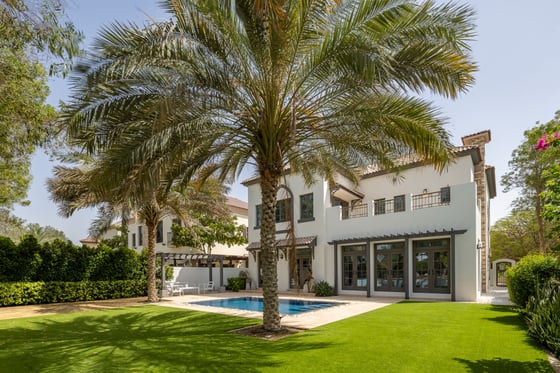 Exceptionally upgraded villa on championship hole in Jumeirah Golf Estates, picture 26