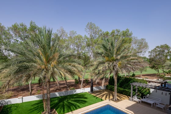 Exceptionally upgraded villa on championship hole in Jumeirah Golf Estates, picture 16