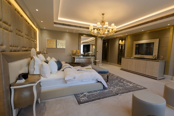 Fully Upgraded Waterfront Villa on Palm Jumeirah, picture 20