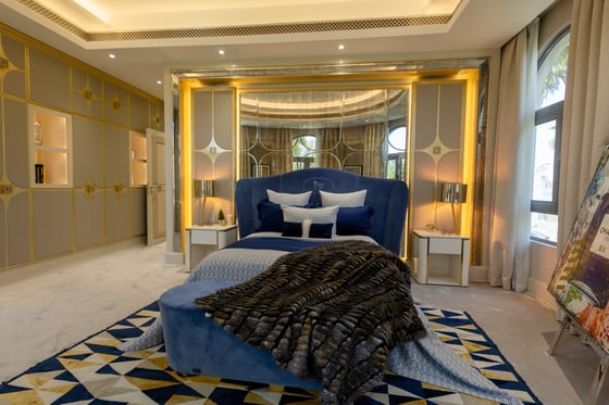 Fully Upgraded Waterfront Villa on Palm Jumeirah, picture 3