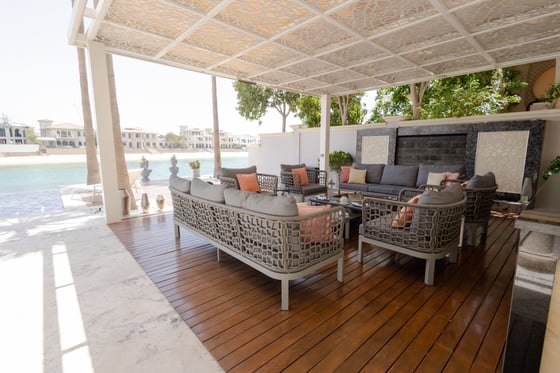 Fully Upgraded Waterfront Villa on Palm Jumeirah, picture 13