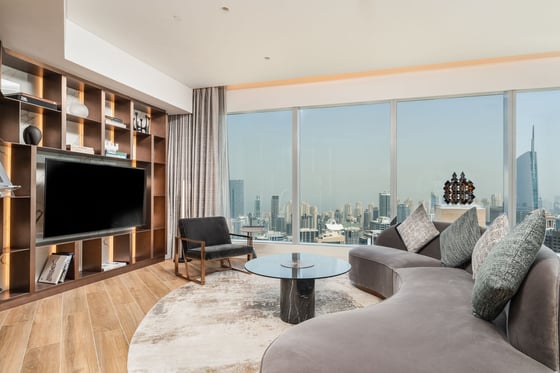 Stunning Sea View Apartment in Uptown Dubai Luxury Branded Residence, picture 1