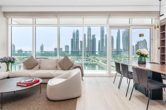 Upgraded waterfront apartment in Dubai Harbour, picture 19