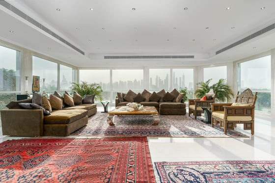 Upgraded Golf View Villa in Emirates Hills, picture 18