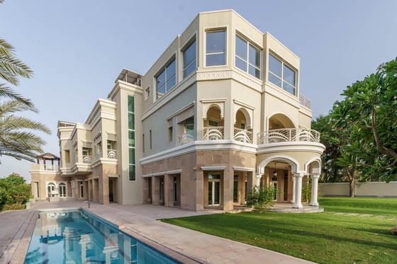 Upgraded Golf View Villa in Emirates Hills, picture 1