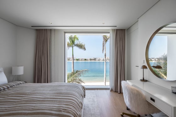 Beautifully upgraded custom luxury villa on Palm Jumeirah, picture 31