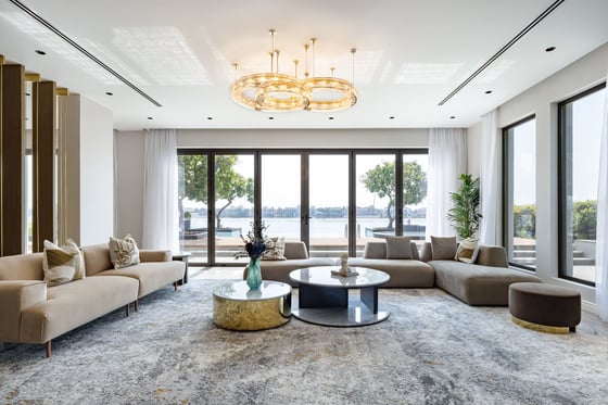 Breathtaking luxury villa on Palm Jumeirah Frond Tip, picture 18