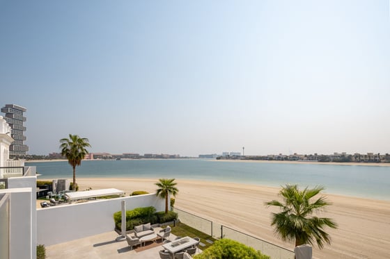 Breathtaking luxury villa on Palm Jumeirah Frond Tip, picture 29