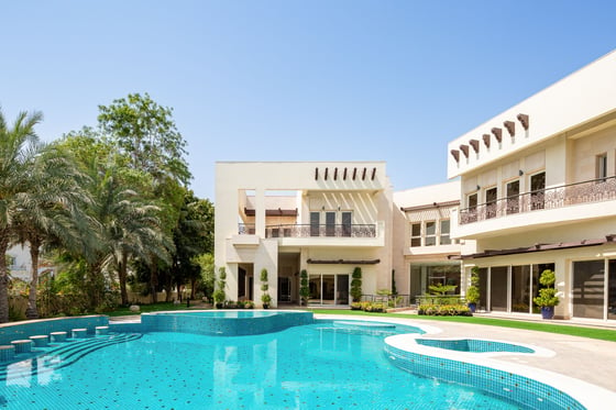 Custom-built luxury mansion in Emirates Hills, picture 33